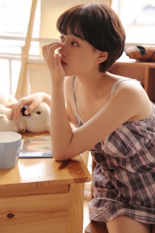 FREE性开放小少妇SEXⅠ8